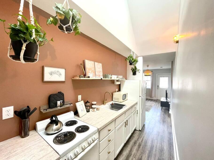 Geodis Park Apartment In Weho Нэшвилл Экстерьер фото